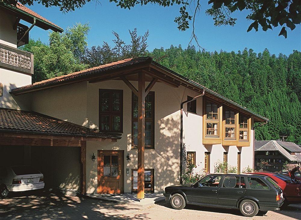 Hostel Zum Loewen Тодтмос Екстер'єр фото