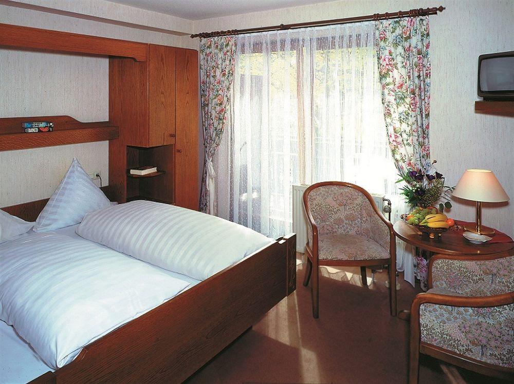 Hostel Zum Loewen Тодтмос Екстер'єр фото